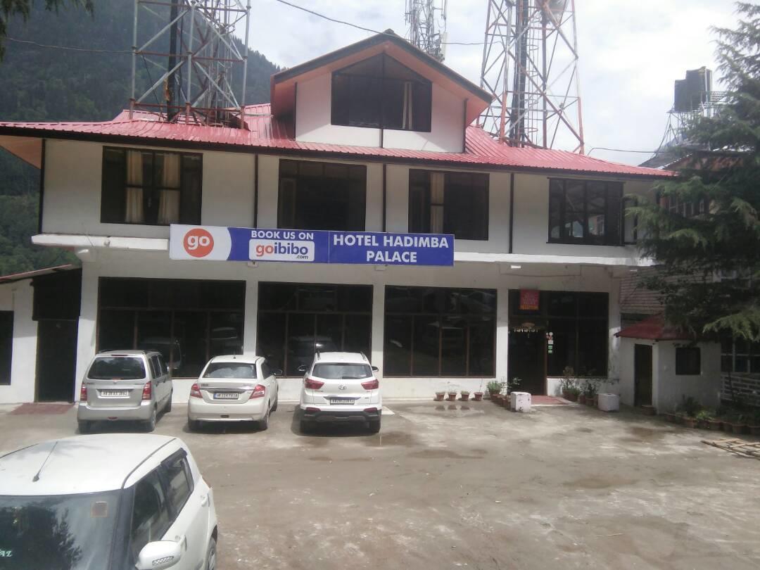 Hotel Hadimba Palace - Manali (Himachal Pradesh) — Photos 1